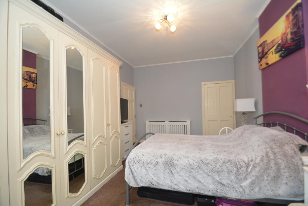 Apartment in Glasgow - More