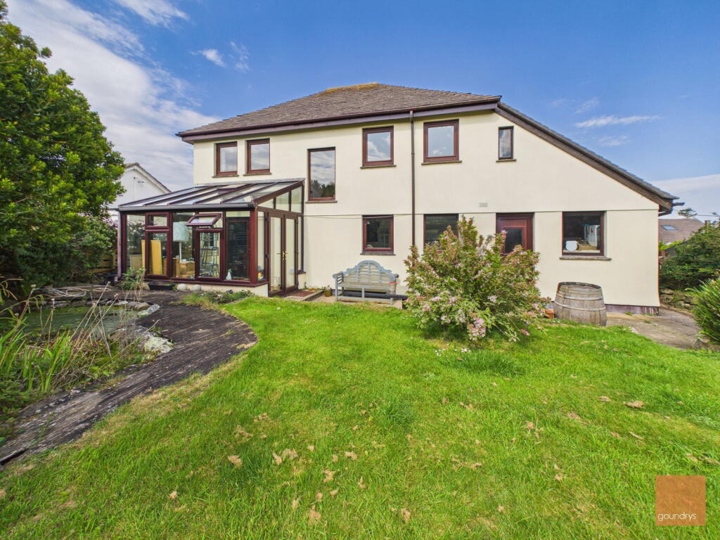 Main image of property: St Agnes- A spacious detached home close to the village centre with sea views