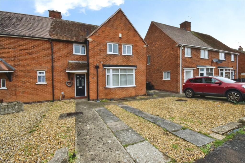 3-bed terraced on Owston Drive, Wigston, Leicestershire, LE18, £270,000