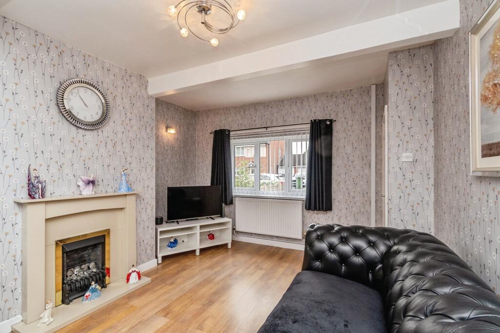 House in Wolverhampton, West Midlands - View 4