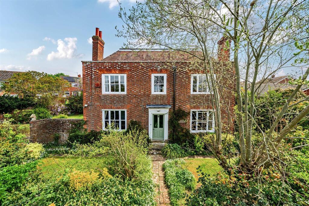 Main image of property: Cripple Street, Maidstone