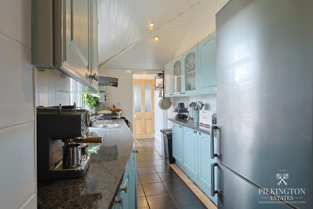 House in Plymouth - View 5