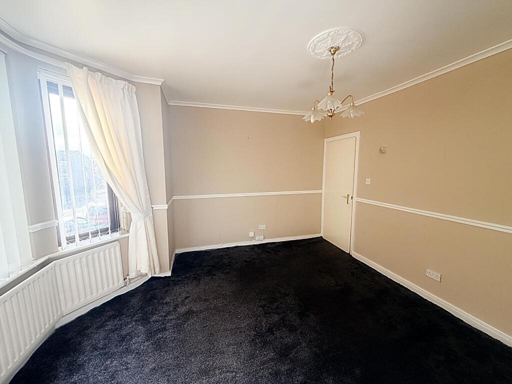 Apartment in Newcastle upon Tyne - View 5