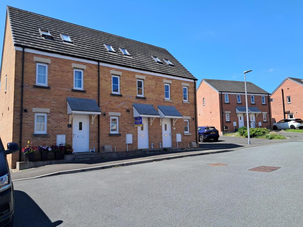 Main image of property: Heol Cae Pownd, LLANELLI