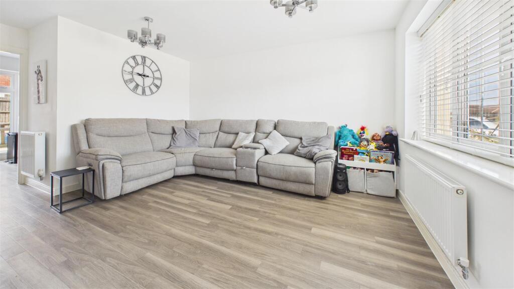 House in Peterborough - View 4