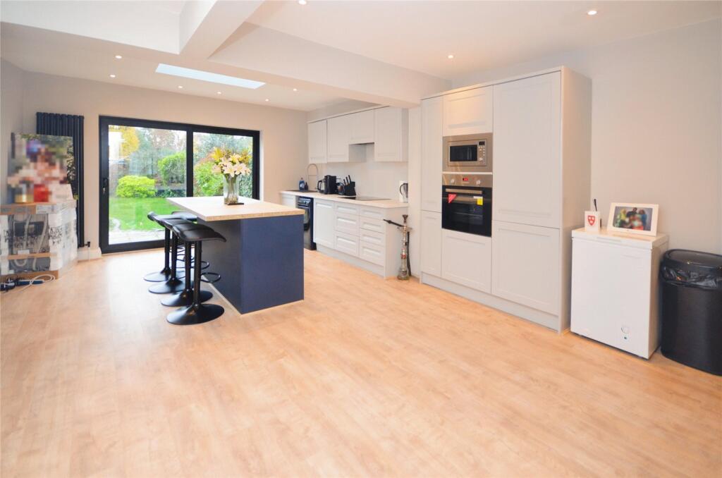 House in Romford - View 4