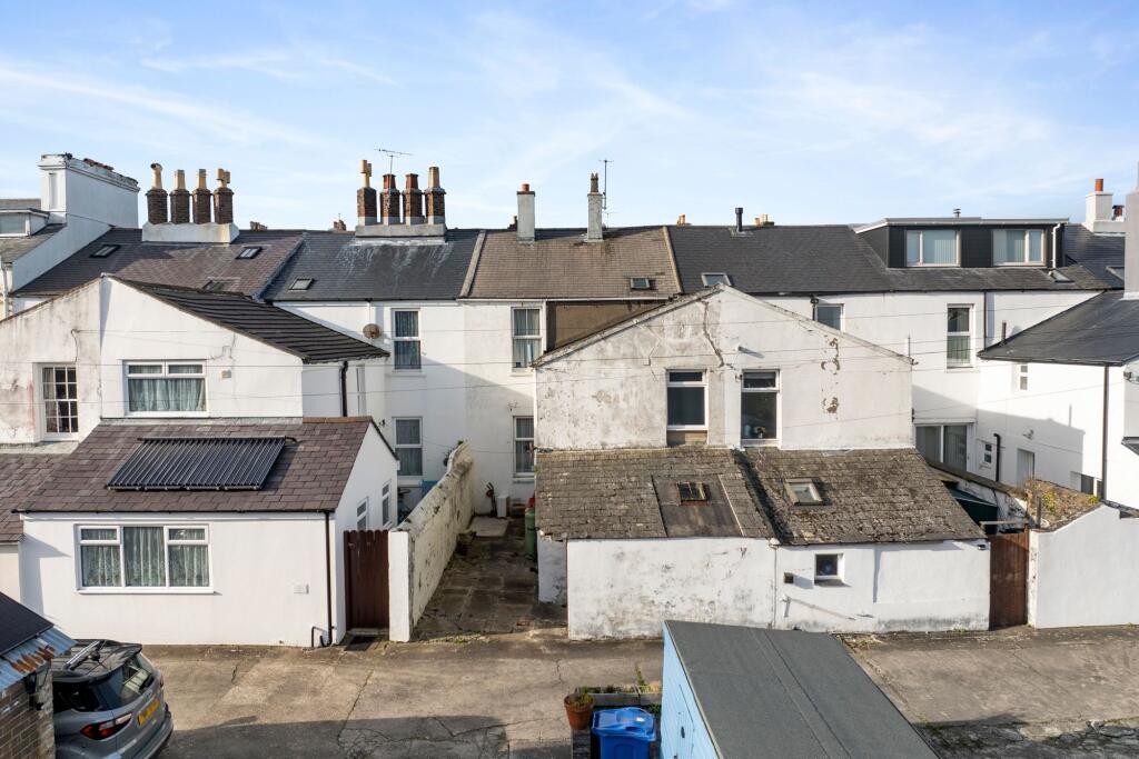 House in Ramsey, Garff - View 4