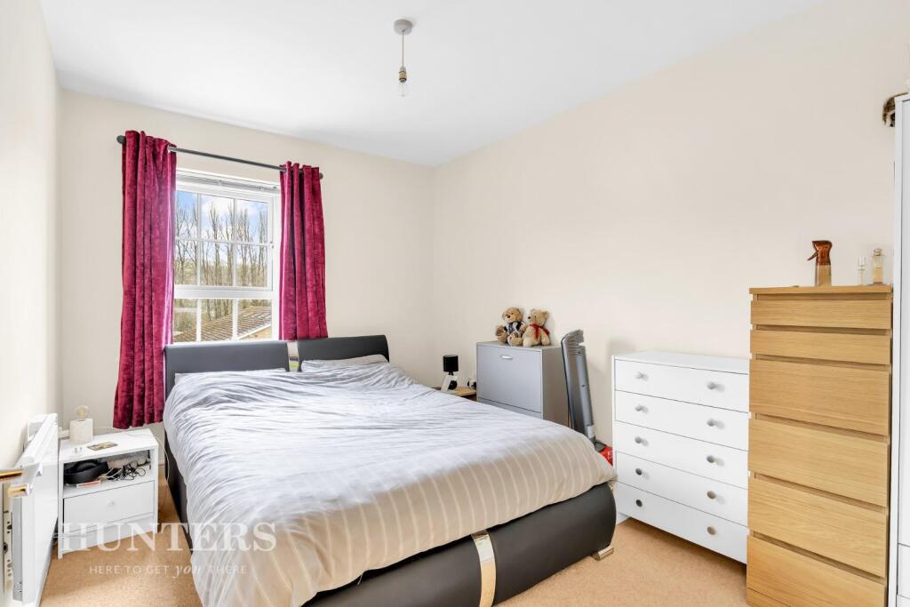 Apartment in Rochdale, Greater Manchester - View 4