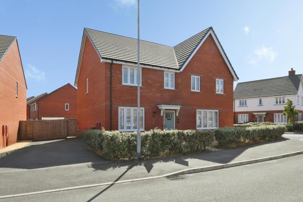 Main image of property: Blackbird Gardens, Langford, Biggleswade, Bedfordshire, SG18