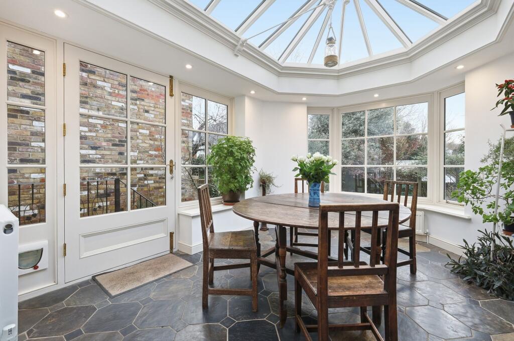 Queens Road, Brentwood photo 4