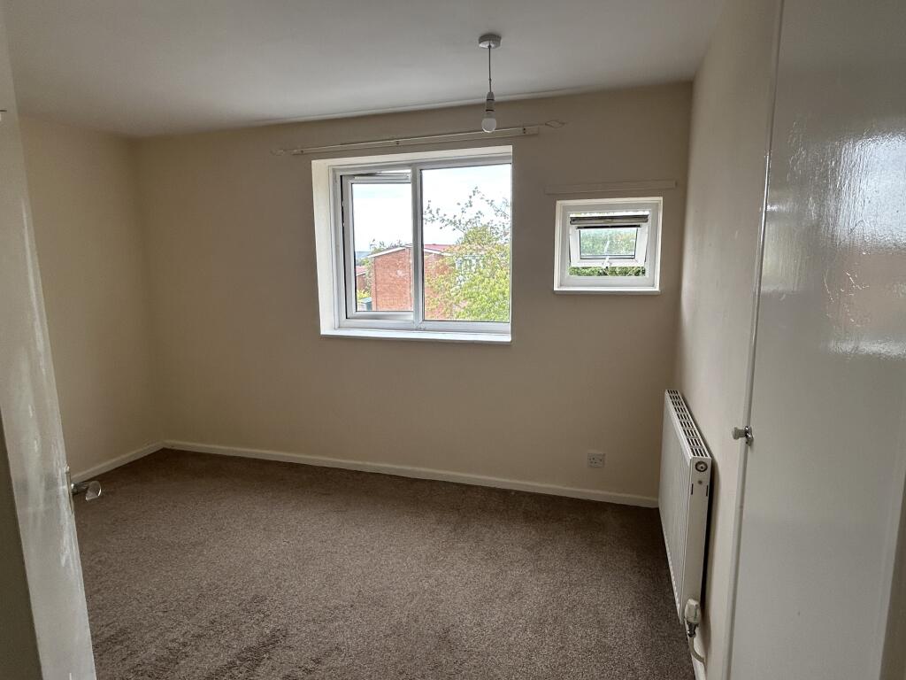 Apartment in Salisbury - More