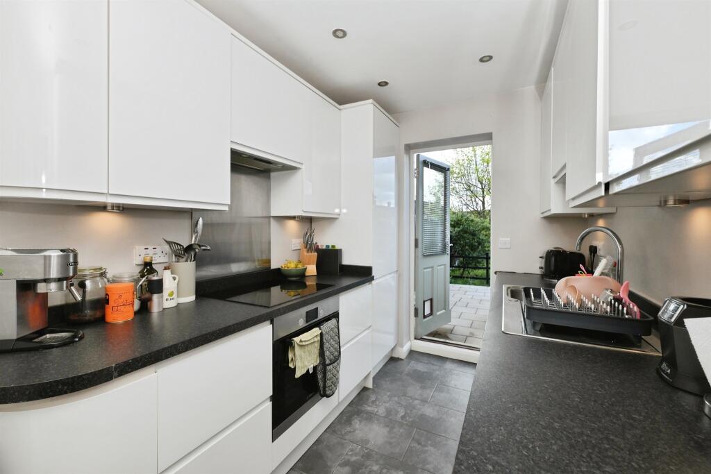 Additional image 7 of Longlands Road, Welwyn Garden City