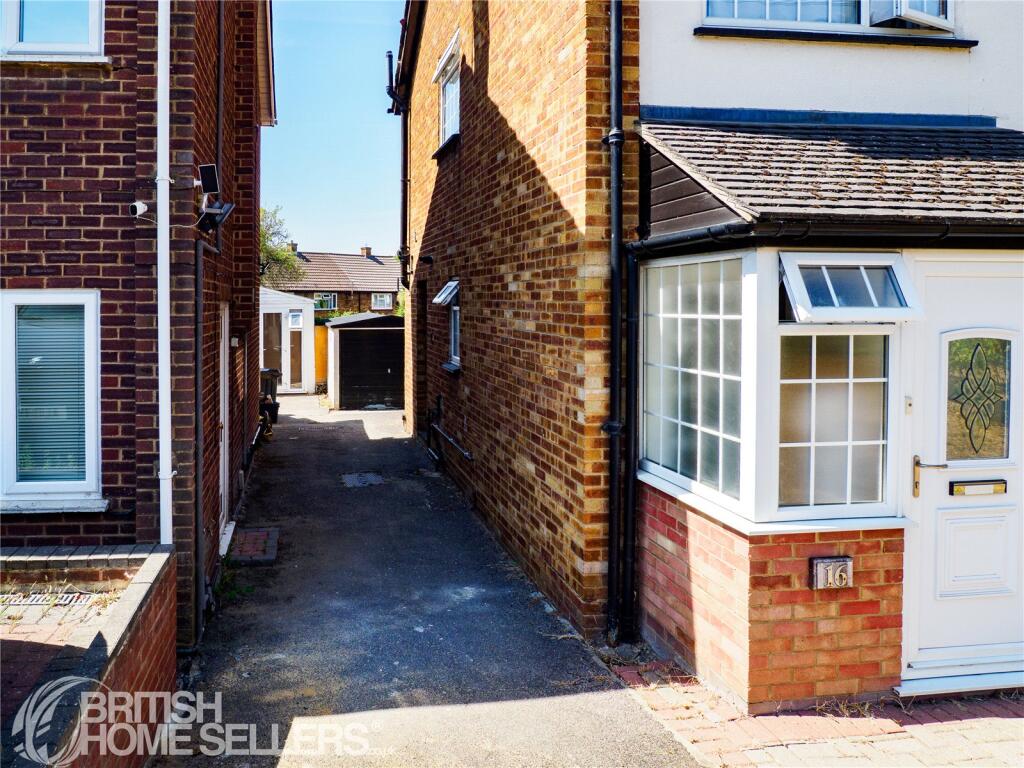 House in London - View 2