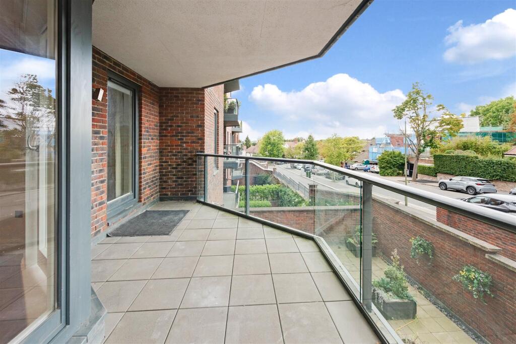 Main image of property: Hodford Road, Golders Green NW11