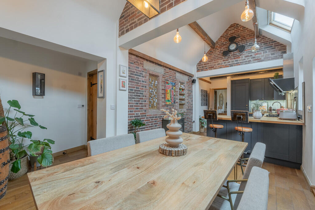 House in Walsall, Leighswood - View 4