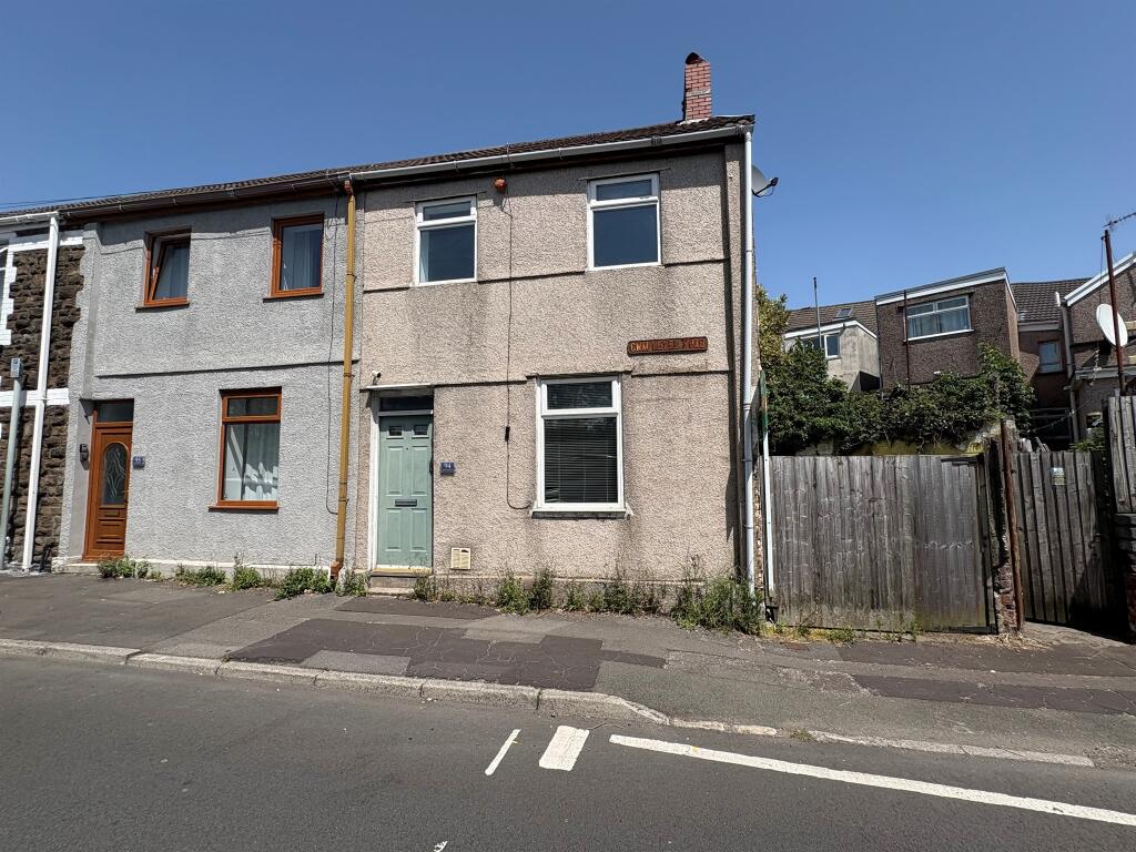 Main image of property: Cwm Level Road, Plasmarl, Swansea