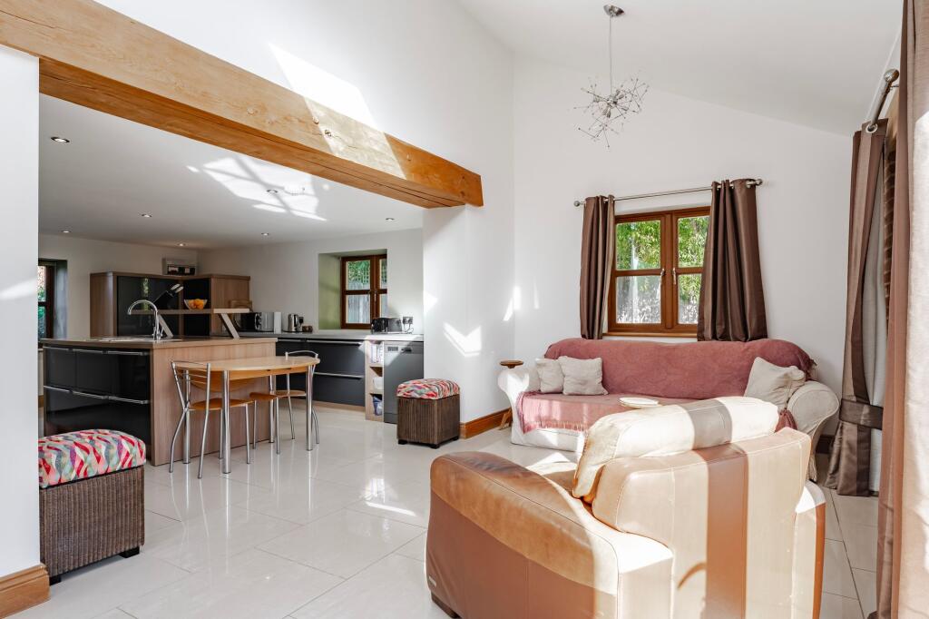 House in Broadland, Lingwood and Burlingham - View 5