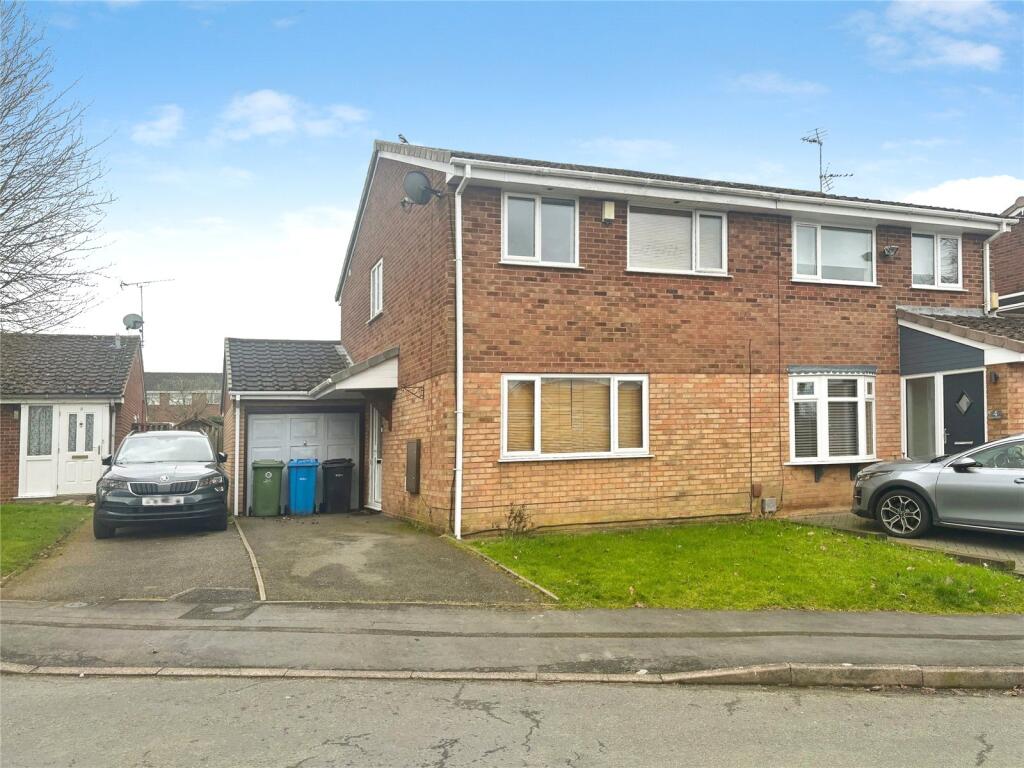 Main image of property: Avon Close, Perton, Wolverhampton, WV6