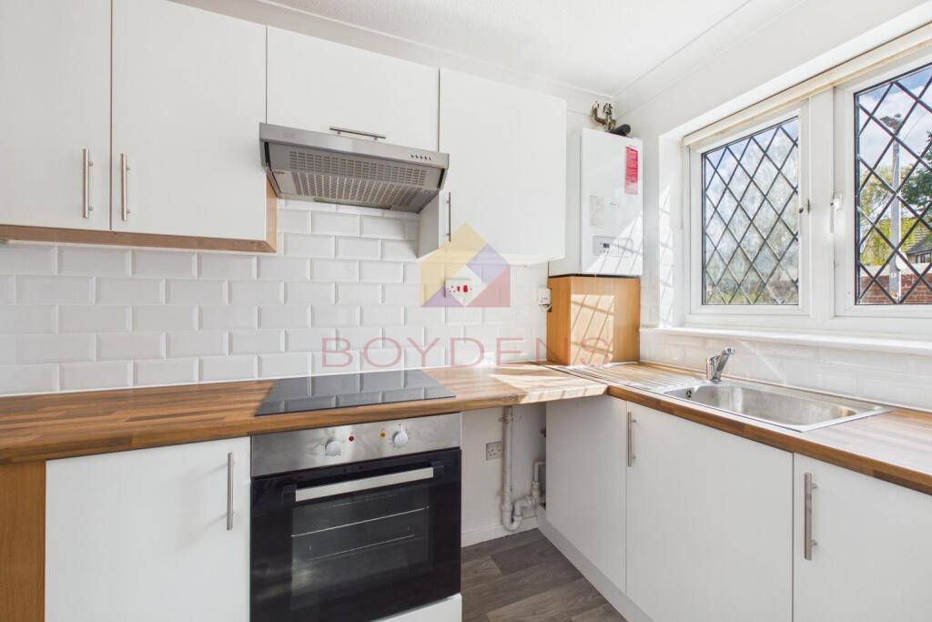 House in Colchester, Highwoods - View 4
