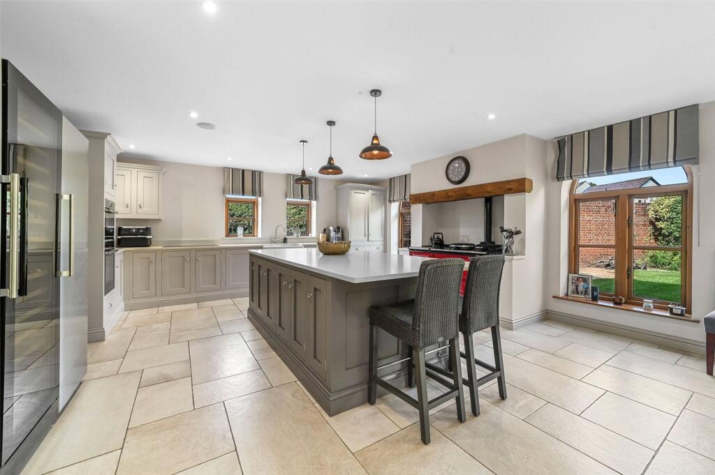 House in Stevenage - View 3
