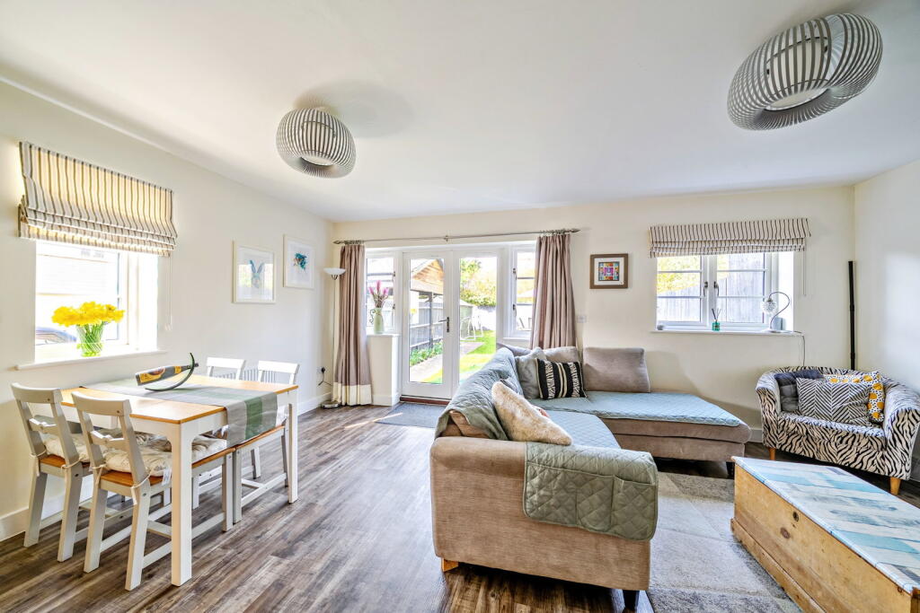 House in Winchester, Wonston - More