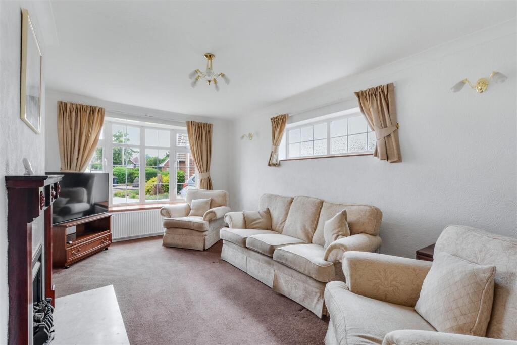 Honiton Close, Toton, Nottingham photo 2