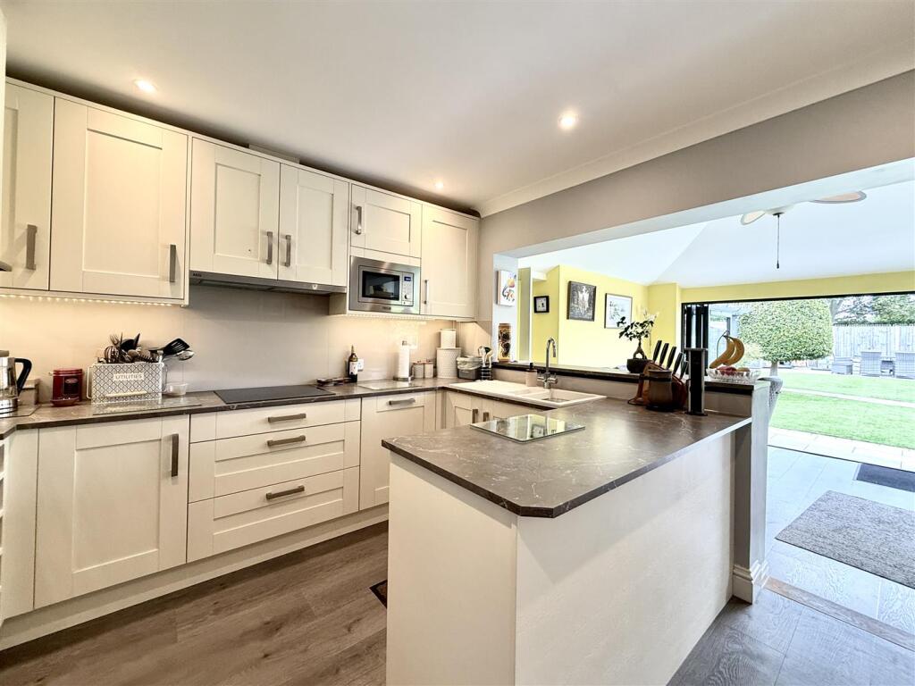 House in East Suffolk, Felixstowe - View 2