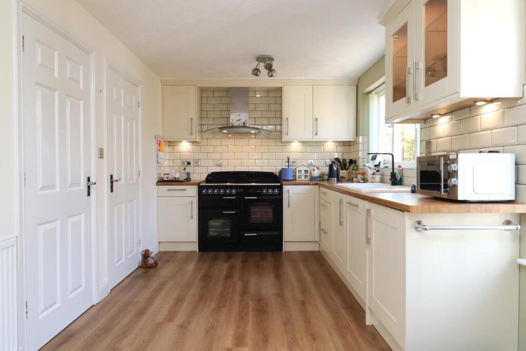 House in Taunton - View 3