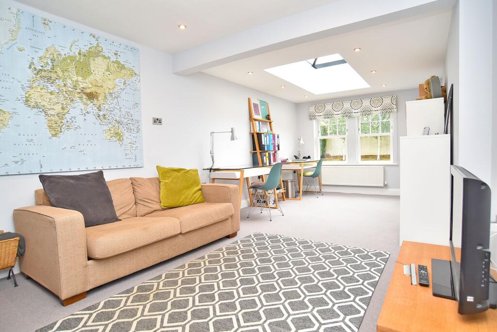 House in Harrogate, Pannal Ash - View 5