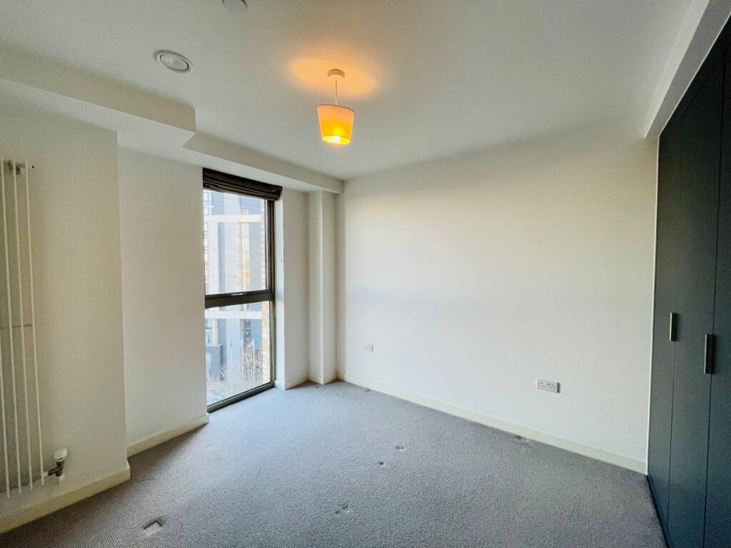 Apartment in London - View 5