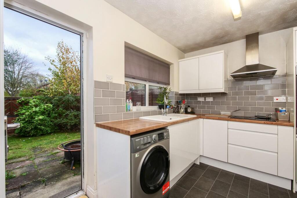 House in York - View 4