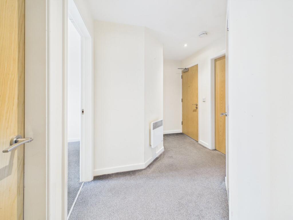 Apartment in Oldham - View 2