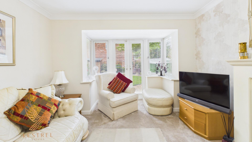 House in Wakefield, Featherstone - View 4
