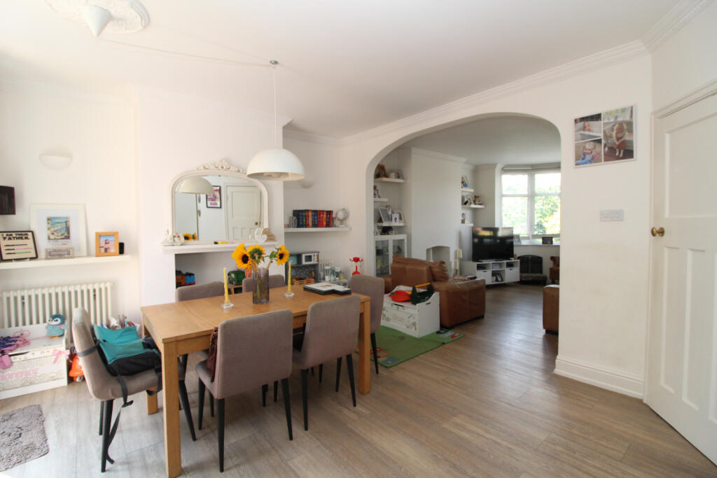 House in Hull - View 5