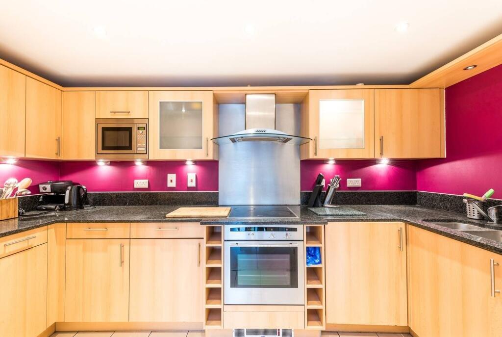 Apartment in London, City of Westminster - More