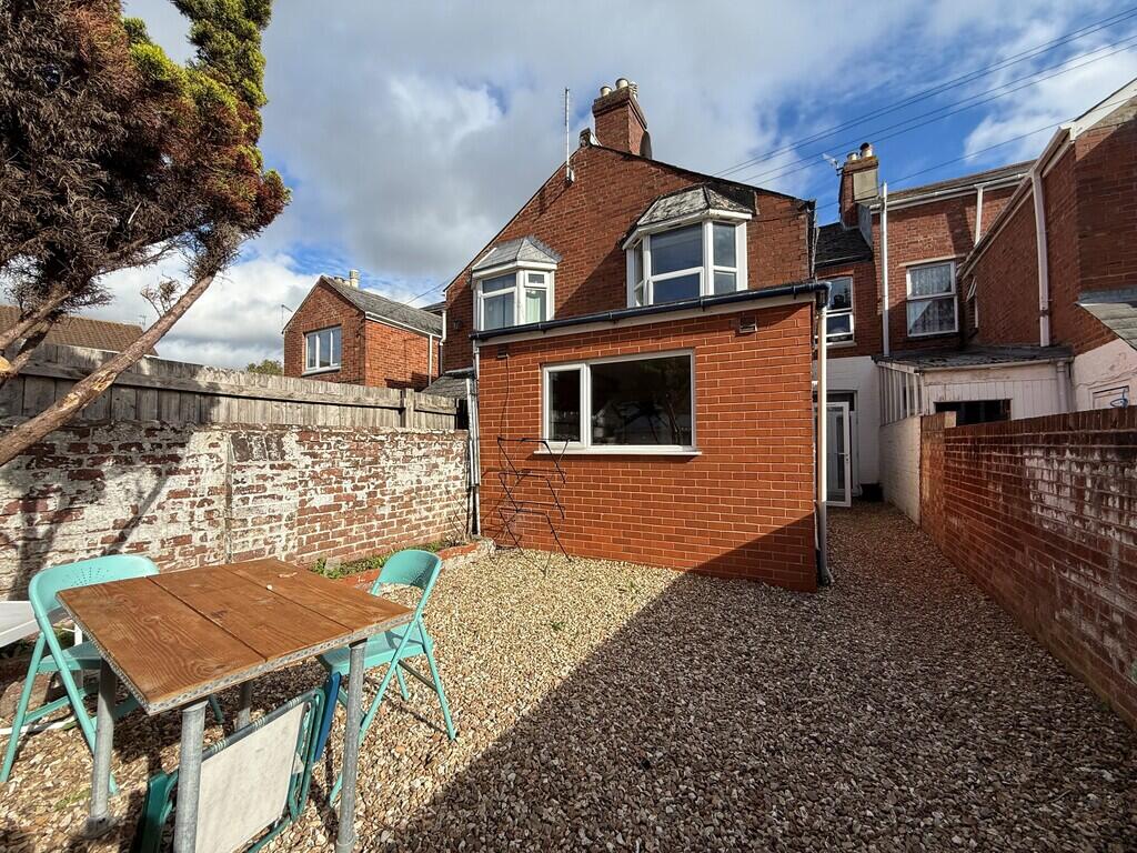 Main image of property: ROOM LETS, Alphington Road