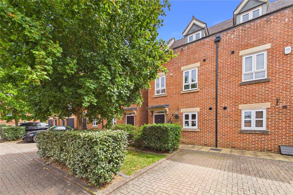 Main image of property: Rondetto Avenue, Newbury, Berkshire, RG14