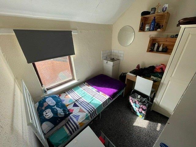 House in Preston - More