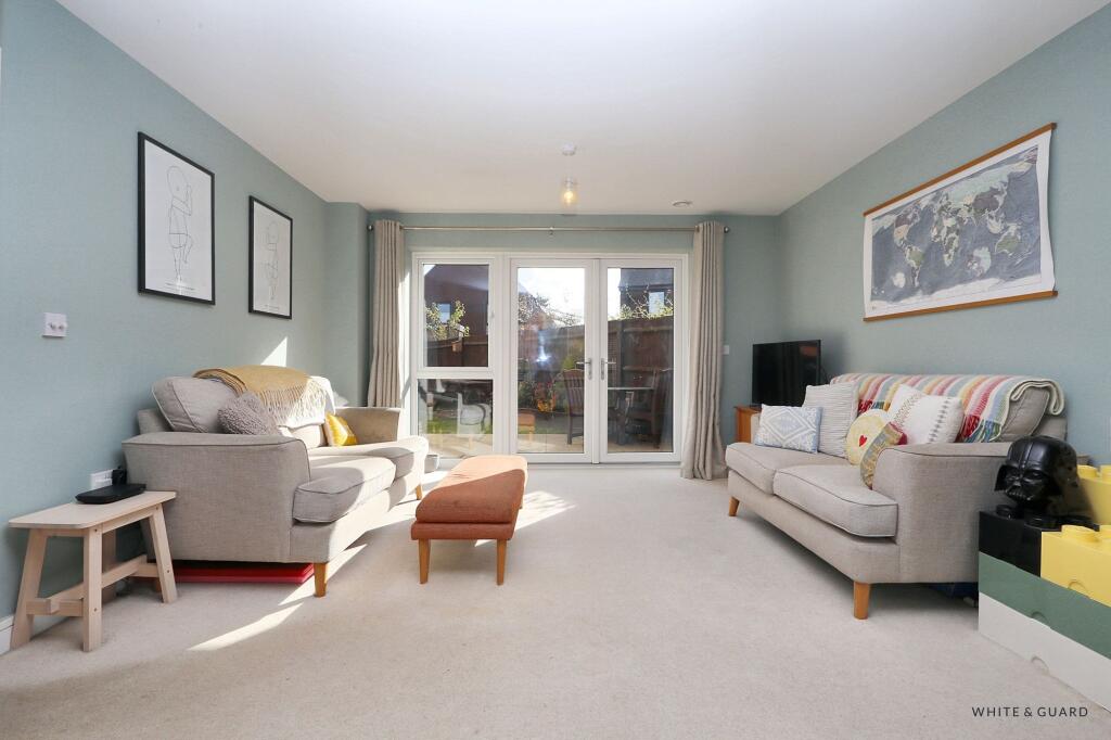 Brook Close, Swanmore, SO32 photo 2