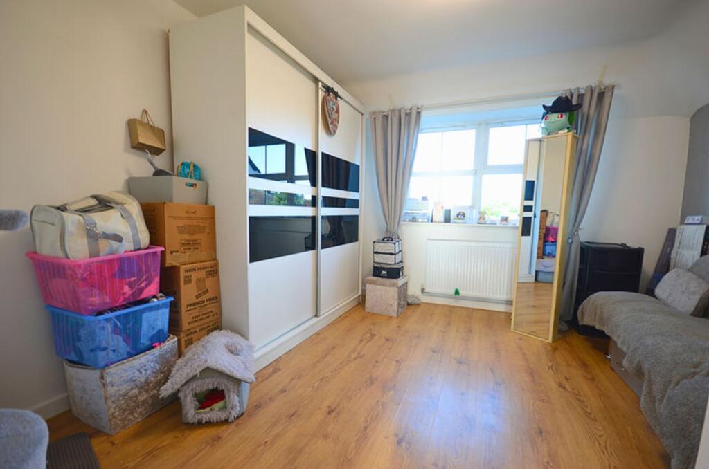 Barham Close, Bournemouth, BH1 photo 5