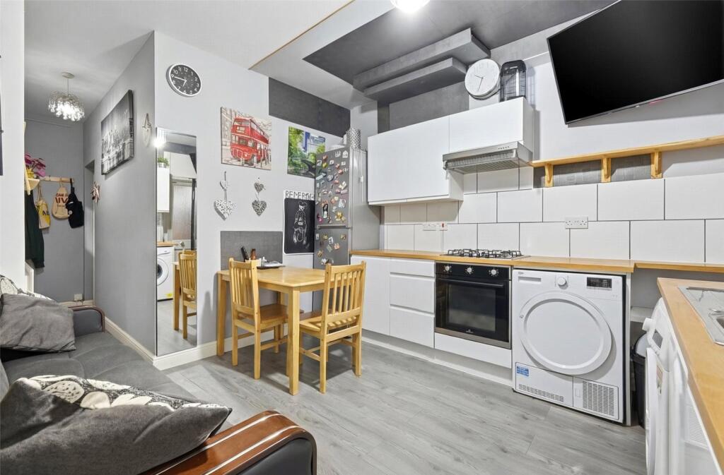 Apartment in London, Plaistow - View 2