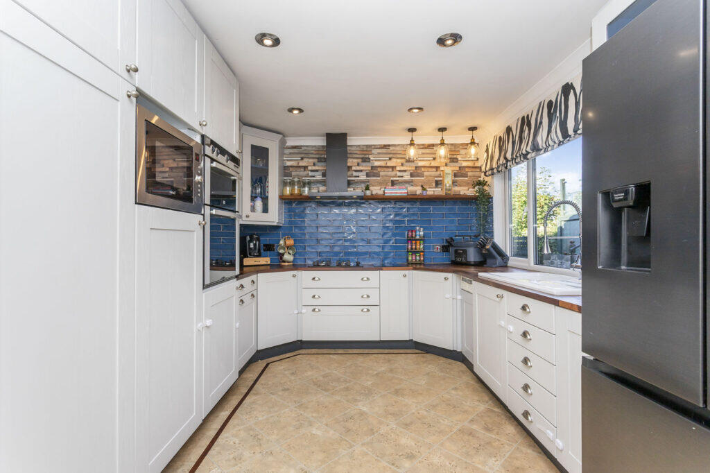 House in Dalgety Bay - More