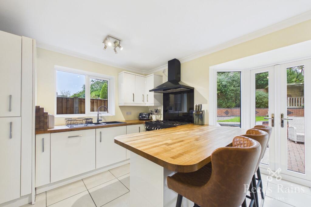 Willowcroft Way, Harriseahead, Stoke-on-Trent, Staffordshire, ST7 photo 3