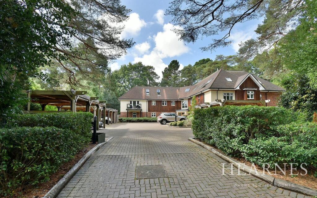 Carroll Avenue, Ferndown, BH22