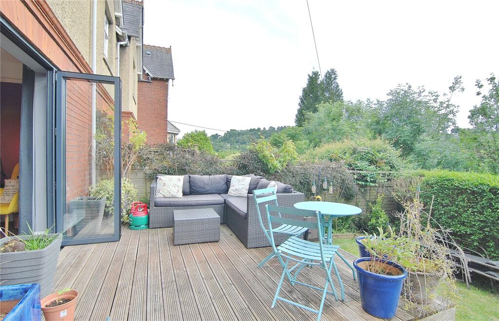 London Road, Stroud, Gloucestershire, GL5 photo 2