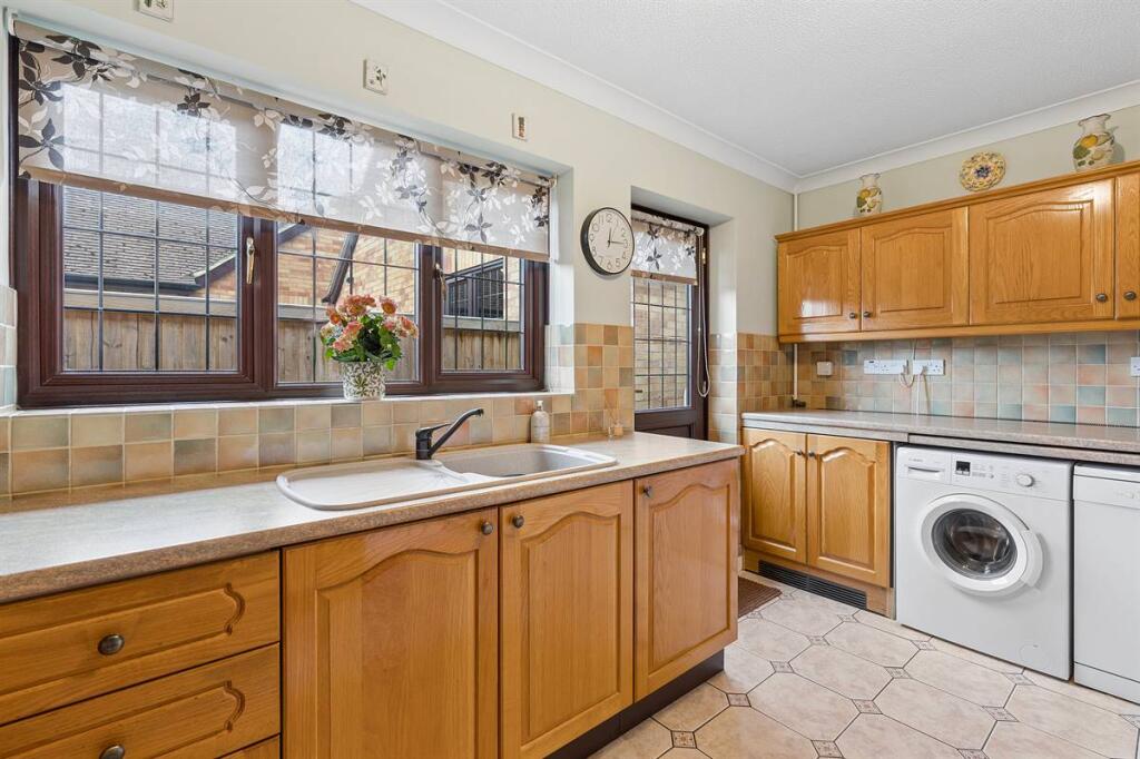 House in Canterbury - View 4