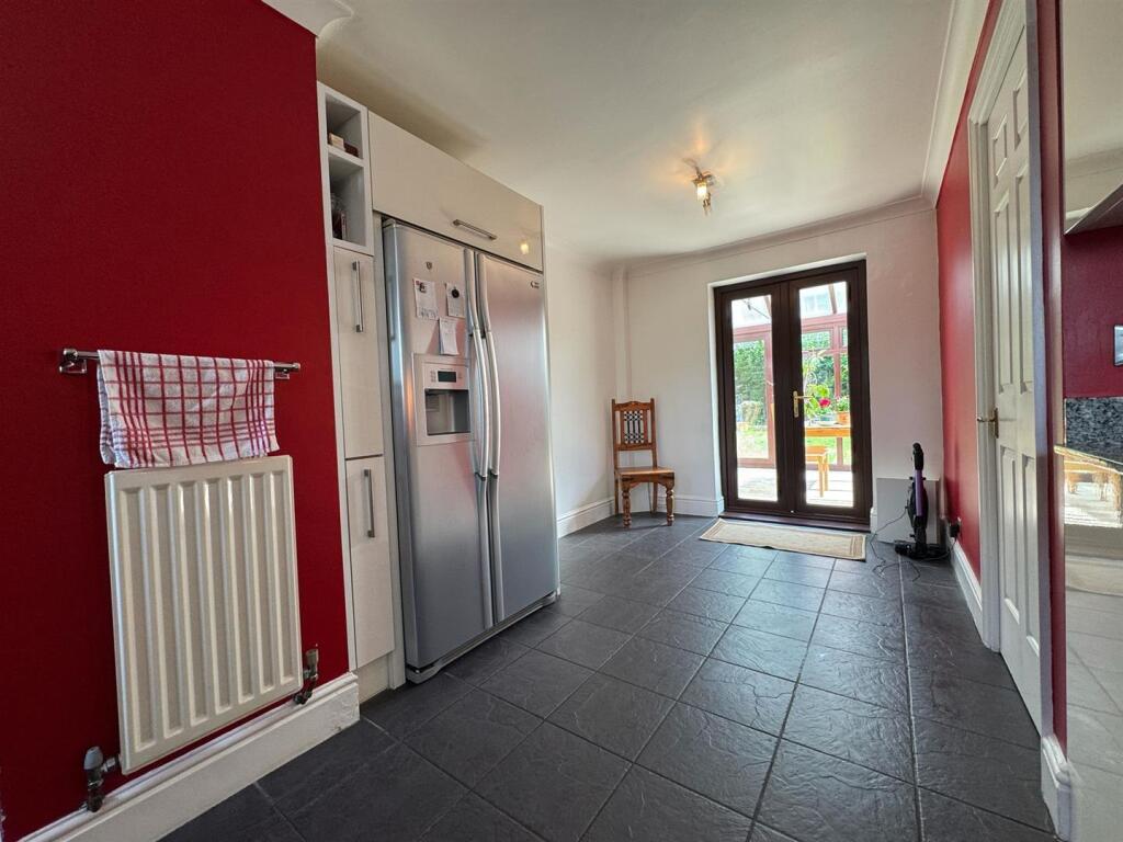 Bowmans Close, Welwyn - View 5