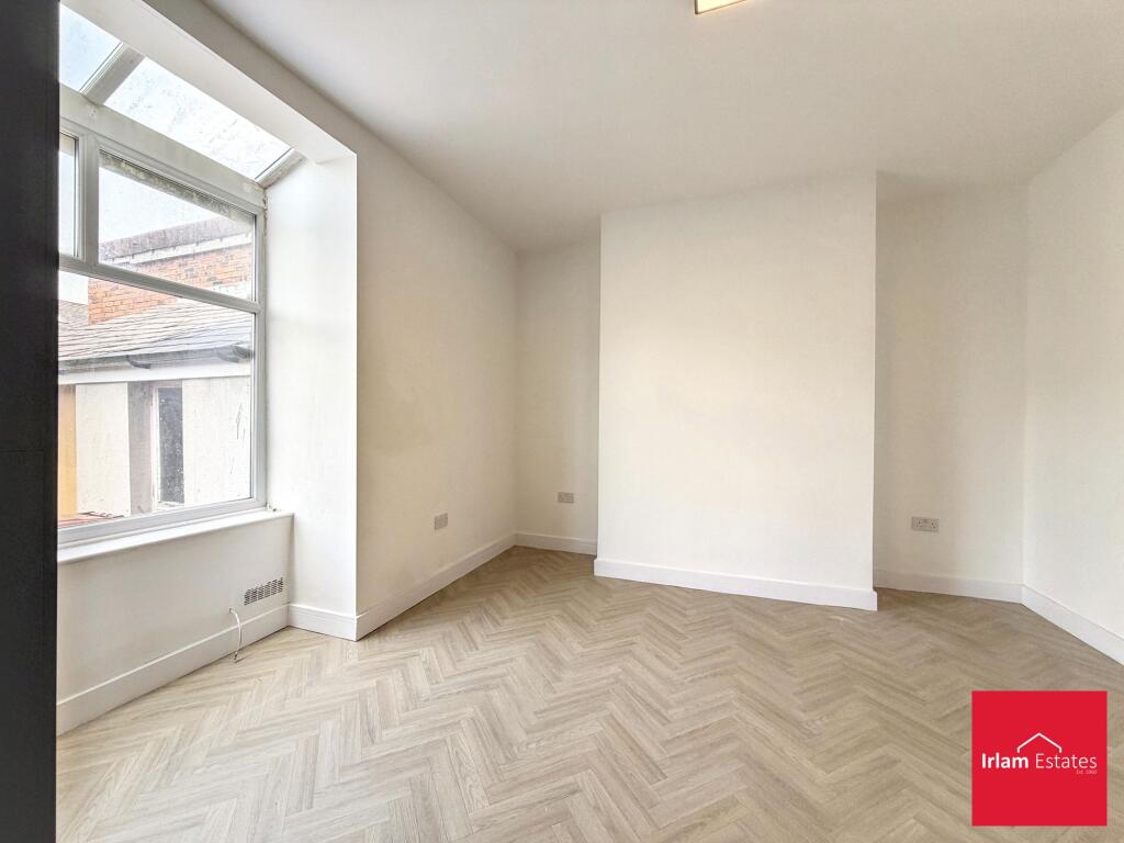 House in Salford, Greater Manchester - More