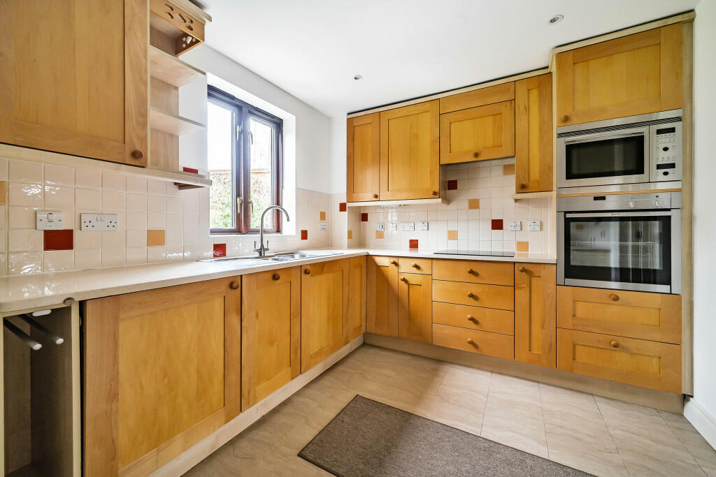 Remenham Row, Wargrave Road, Henley-on-Thames, RG9 photo 3