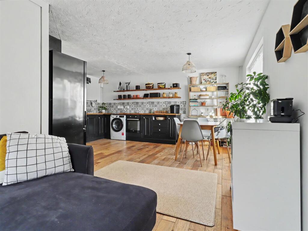 Apartment in Norwich - More